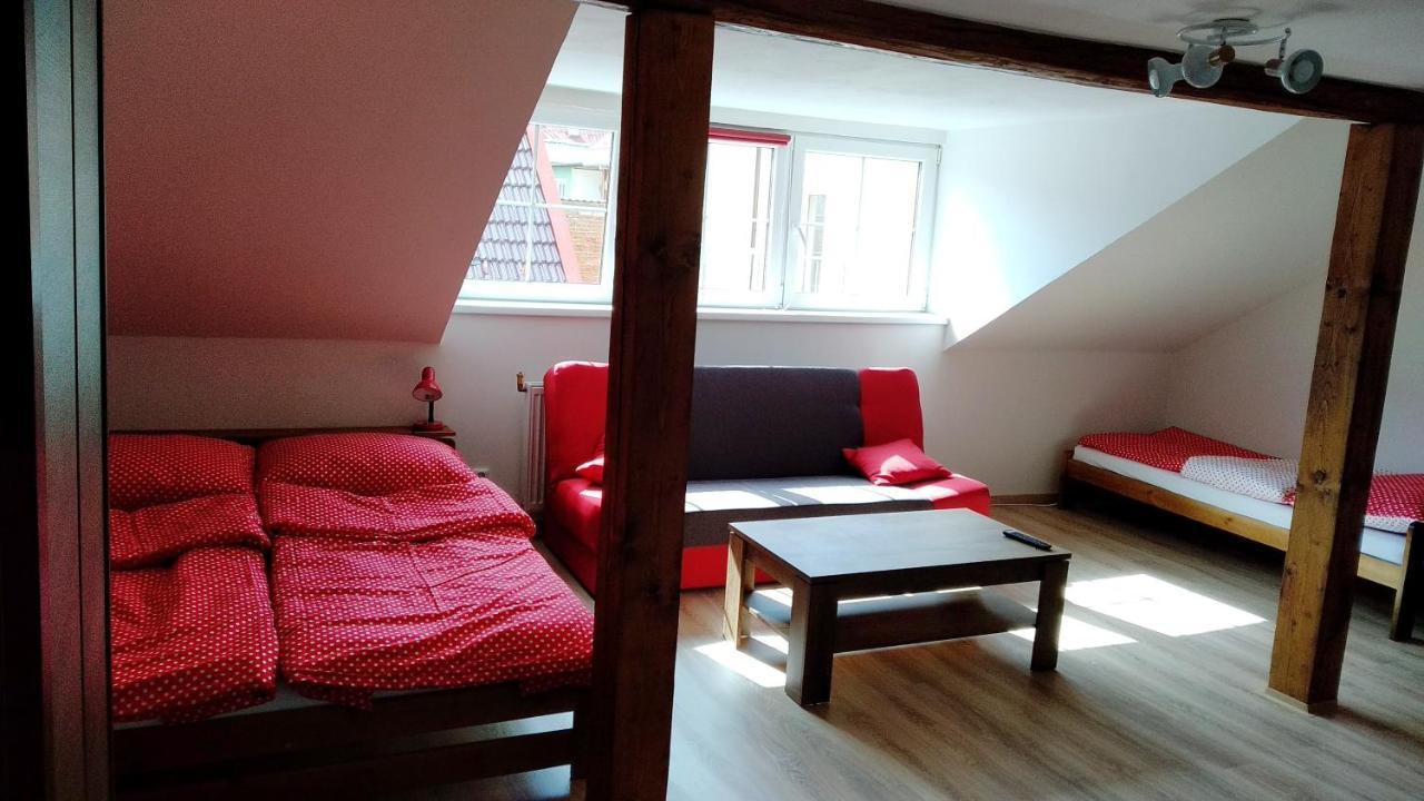 Apartmany Kukacci Hnizdo Benesov nad Ploucnici Zewnętrze zdjęcie