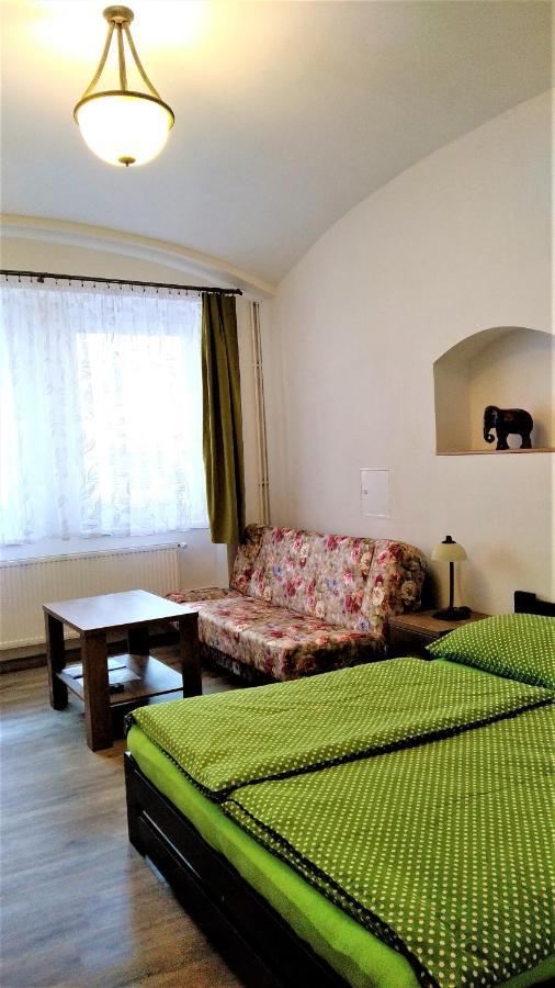 Apartmany Kukacci Hnizdo Benesov nad Ploucnici Zewnętrze zdjęcie